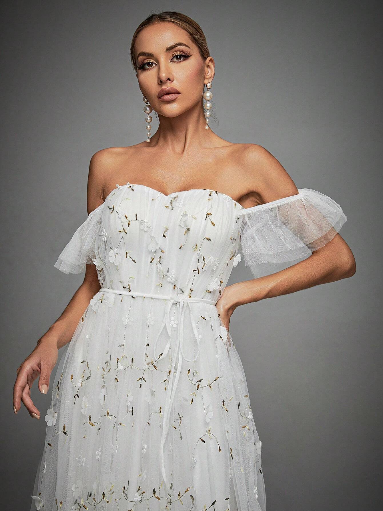 Off Shoulder Floral Appliques Mesh Overlay Dress White Elegant Wedding Bridal Dress,Bride Vacation