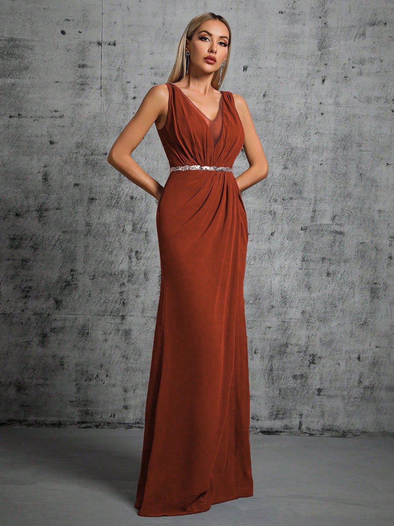 Deep V-Neck Backless Glittery Silver Sash Pleated Chiffon Party Split Dress Elegant Bridesmaid Dress Wedding Spring