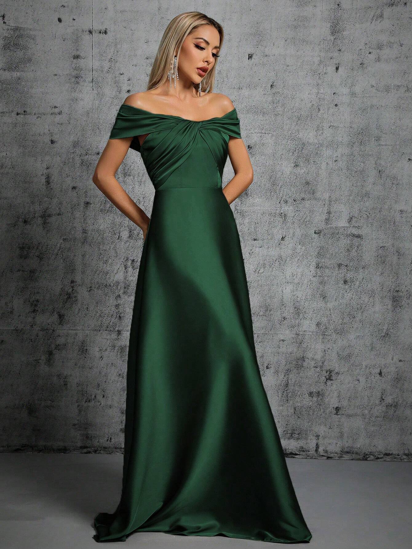 One-Shoulder Irregularly Folded Pleated Satin Long Dress With Wide Skirt Wedding
