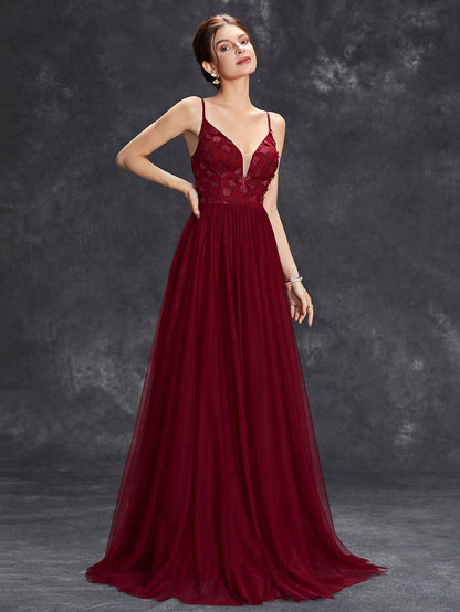 Floral Appliques Mesh Overlay Cami Wedding Dress Elegant Bridal Dress,Bride Spring