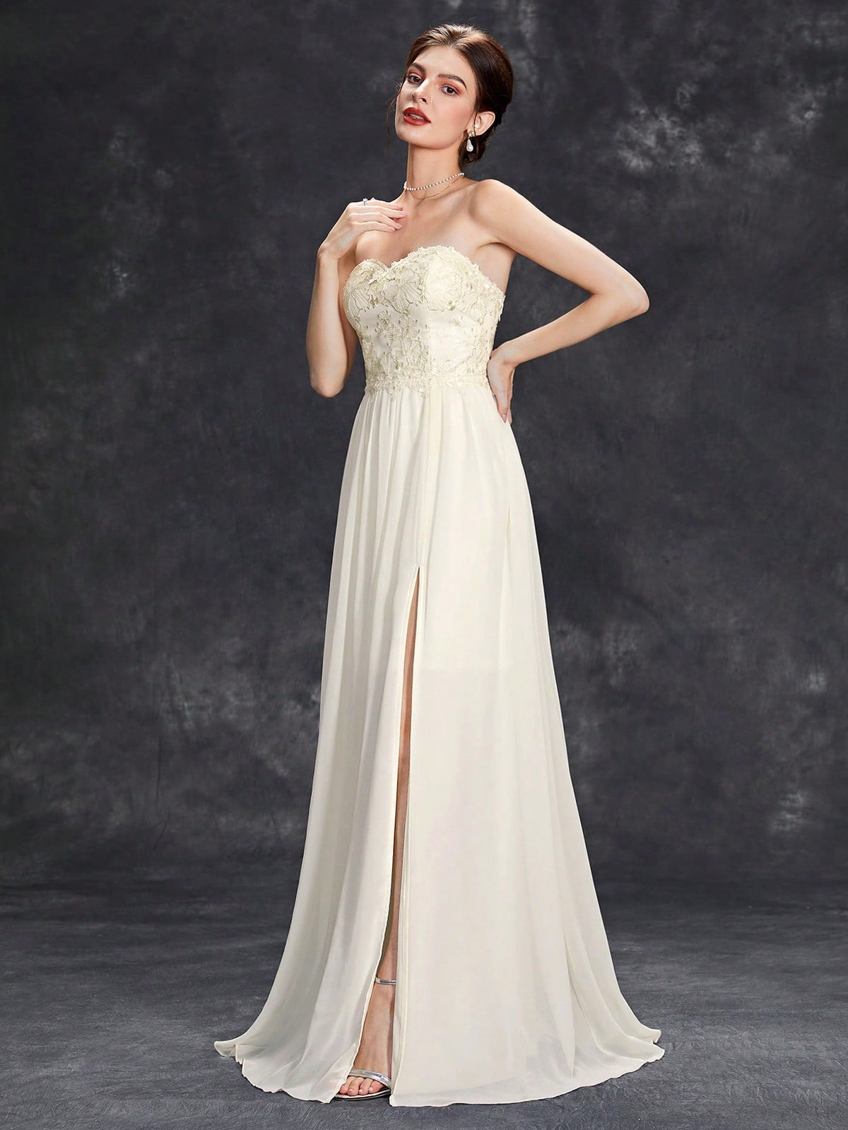 Embroidery Detail Lace-up Back Split Thigh Chiffon Formal Dress