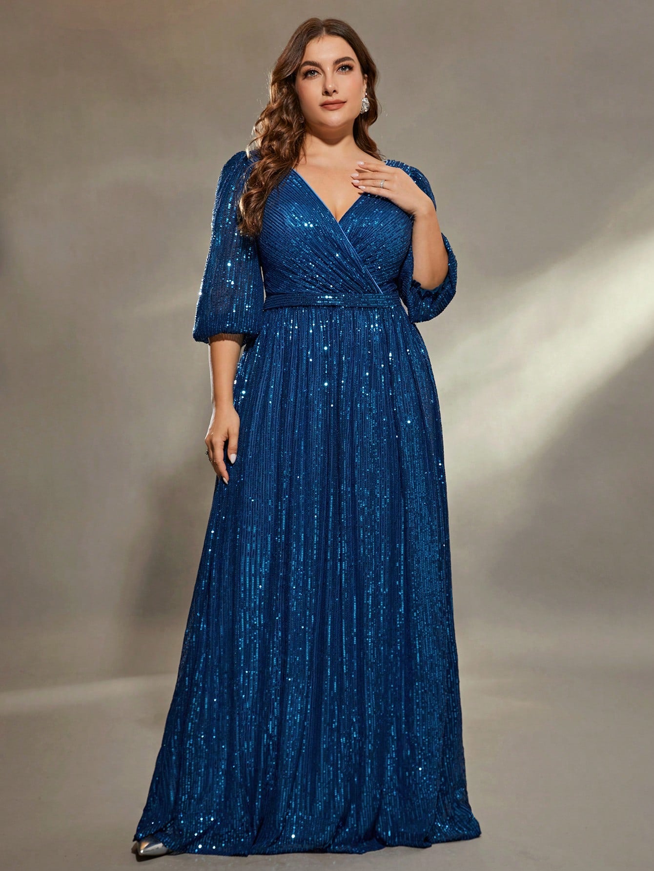 Plus Size Women Solid Color V-Neck Long Sleeve A-Line Pleated Dress With Sequins Formal Evening Gown