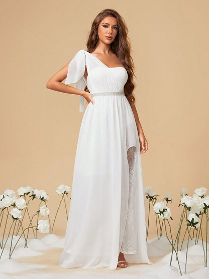 Elegant Women's White One Shoulder Uneven Bow Lace Chiffon Rhinestone Belt Slit A-Line Maxi Bridal Gown Fall Winter Wedding Dinner Party Festival