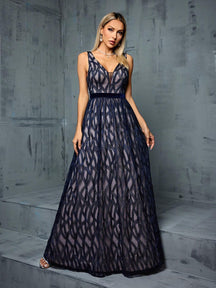 V-Neck Sexy Embroidered Lace Contrast Color Dress With Flared Hem Elegant Bridesmaid Dress