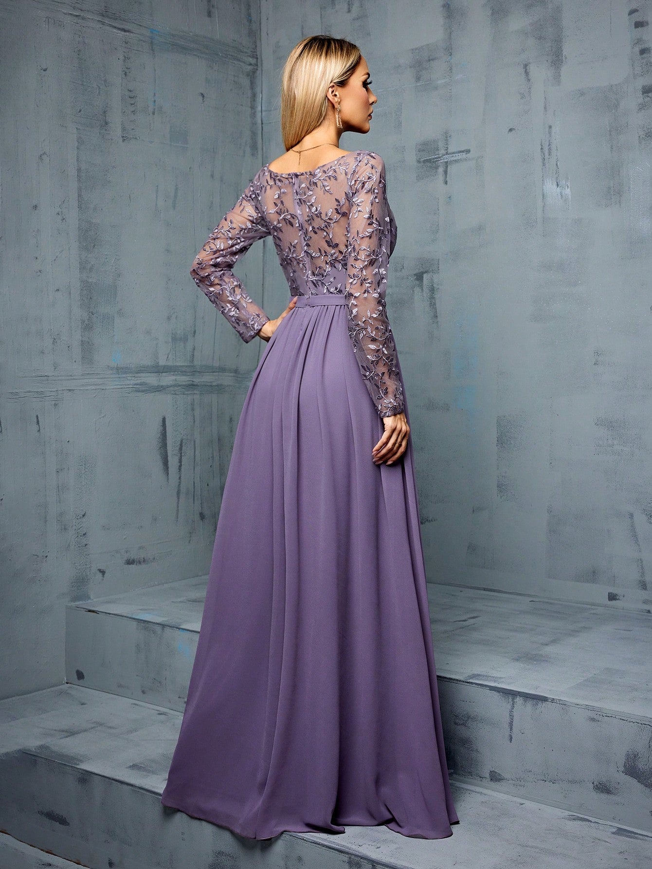 Solid-Color V-Neck Netted Blended Elegant Long-Sleeved Women's Formal Evening Dress Wedding