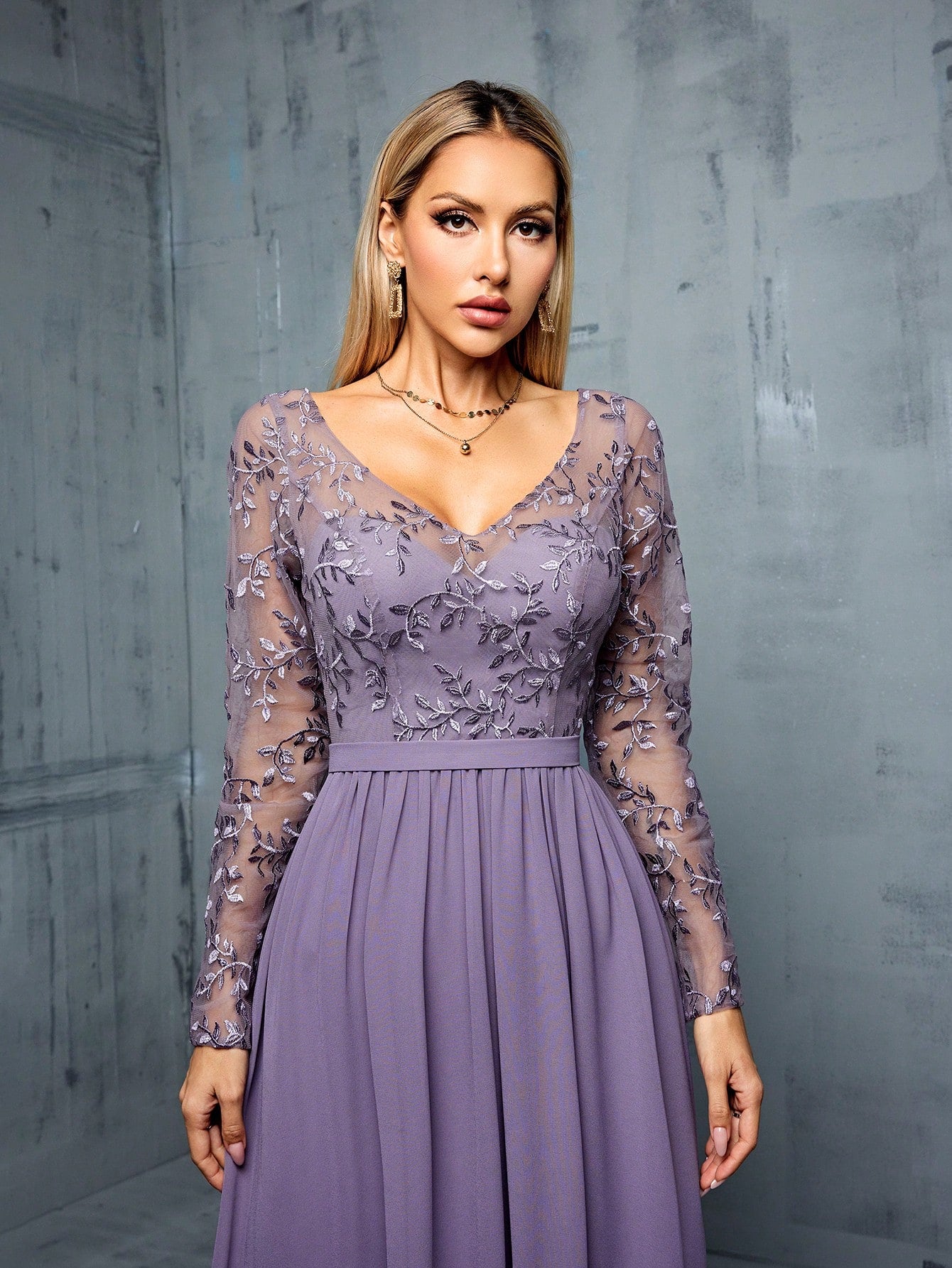 Solid-Color V-Neck Netted Blended Elegant Long-Sleeved Women's Formal Evening Dress Wedding