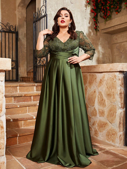 Plus Size Elegant V-Neck Floral Embroidered Patchwork Satin Handmade Pleated Bridesmaid Dress