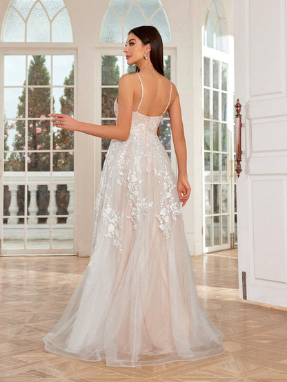 Women's White Elegant Floral Lace Spaghetti Strap V-Neck A-Line Tulle Maxi Dress Fall Wedding