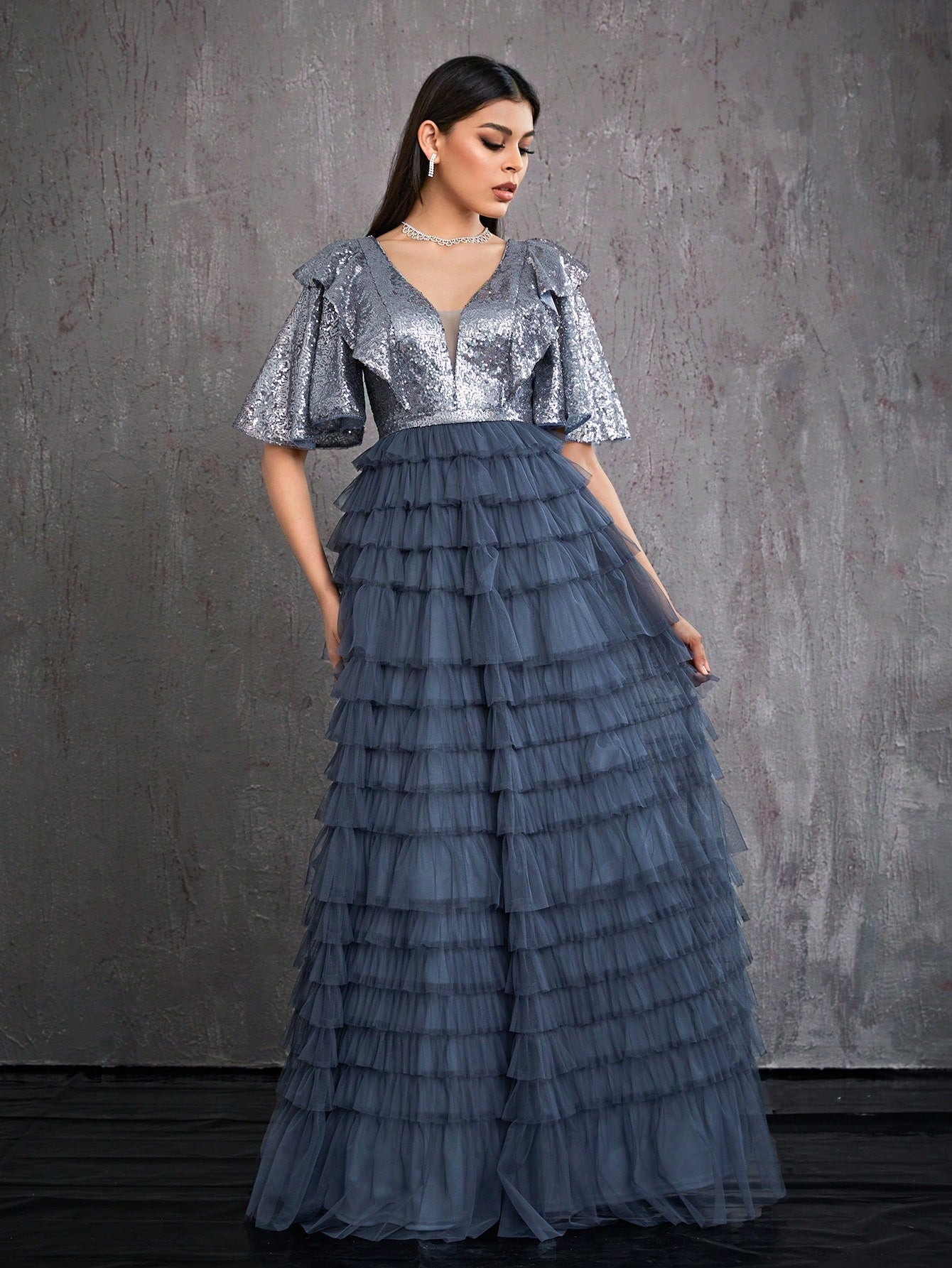 V-Neck Pearl Embellished Ruffle Sleeve Mesh Patchwork Cake Skirt High-End Evening Dress