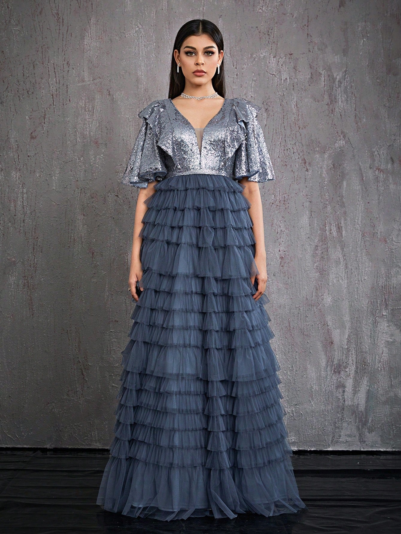 V-Neck Pearl Embellished Ruffle Sleeve Mesh Patchwork Cake Skirt High-End Evening Dress