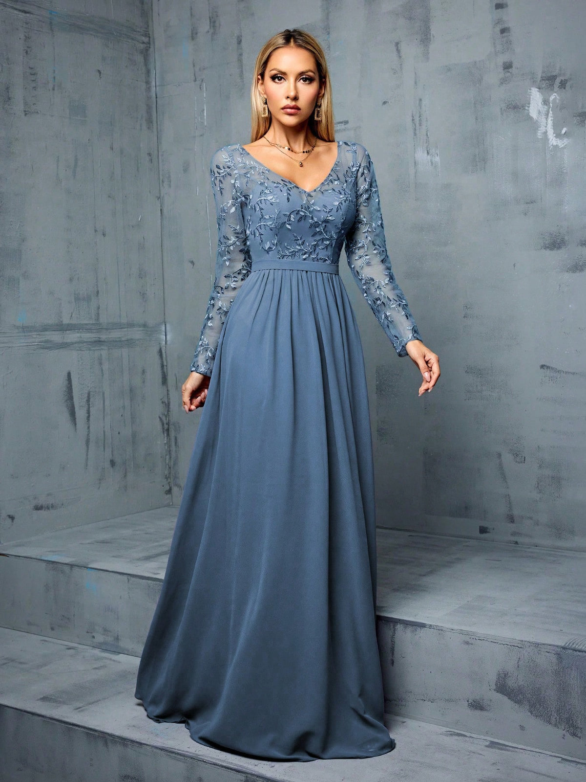 Solid-Color V-Neck Netted Blended Elegant Long-Sleeved Women's Formal Evening Dress Wedding