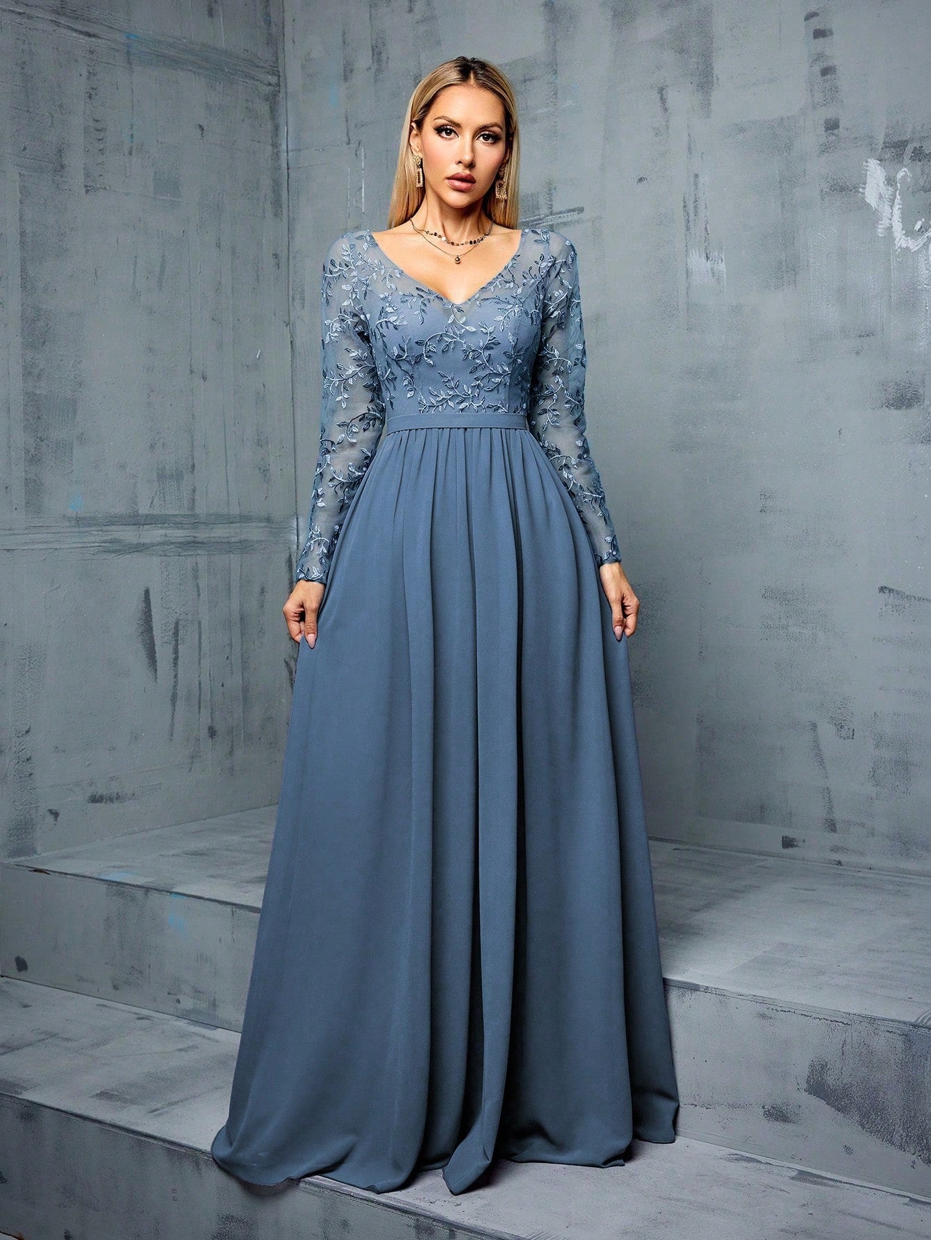 Solid-Color V-Neck Netted Blended Elegant Long-Sleeved Women's Formal Evening Dress Wedding