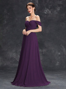 Sweetheart Style With Pleated Chest And Waist Parting, Wearing A Long Chiffon Dress
