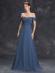 Sweetheart Style With Pleated Chest And Waist Parting, Wearing A Long Chiffon Dress