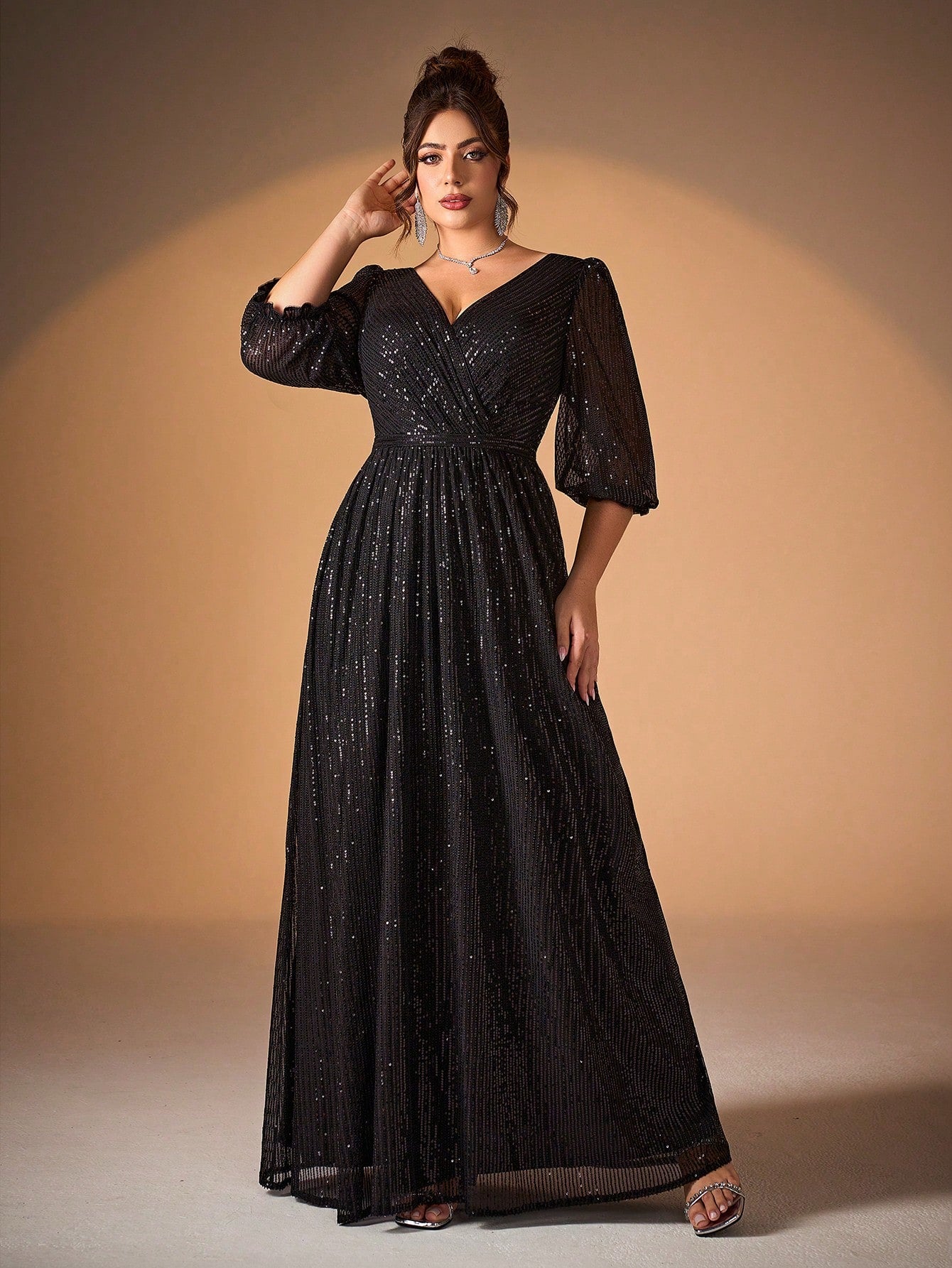 Plus Size Women Solid Color V-Neck Long Sleeve A-Line Pleated Dress With Sequins Formal Evening Gown