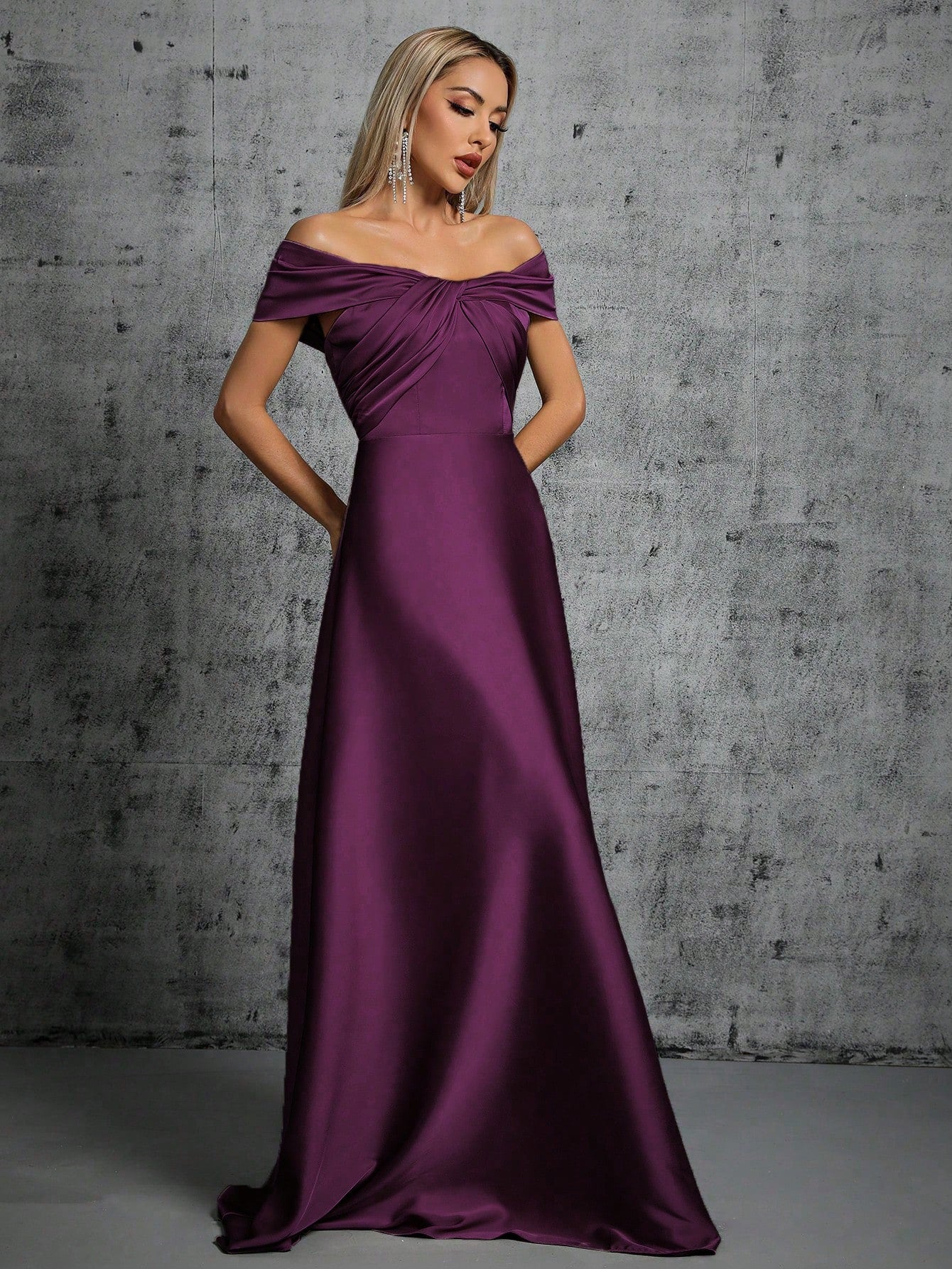 One-Shoulder Irregularly Folded Pleated Satin Long Dress With Wide Skirt Wedding