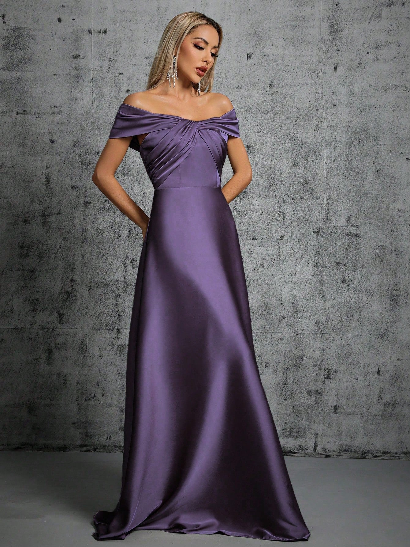 One-Shoulder Irregularly Folded Pleated Satin Long Dress With Wide Skirt Wedding