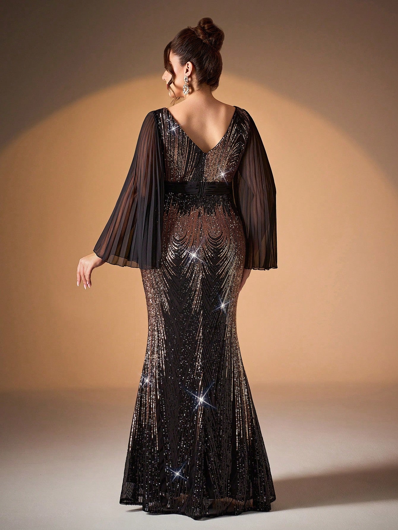 Plus Size V-Neck Sunflower Print Sequin Detail Fitted Mermaid Chiffon Long Sleeve Dress, Party Dress, Wedding Guest Dress, Prom Dress Spring Vacation