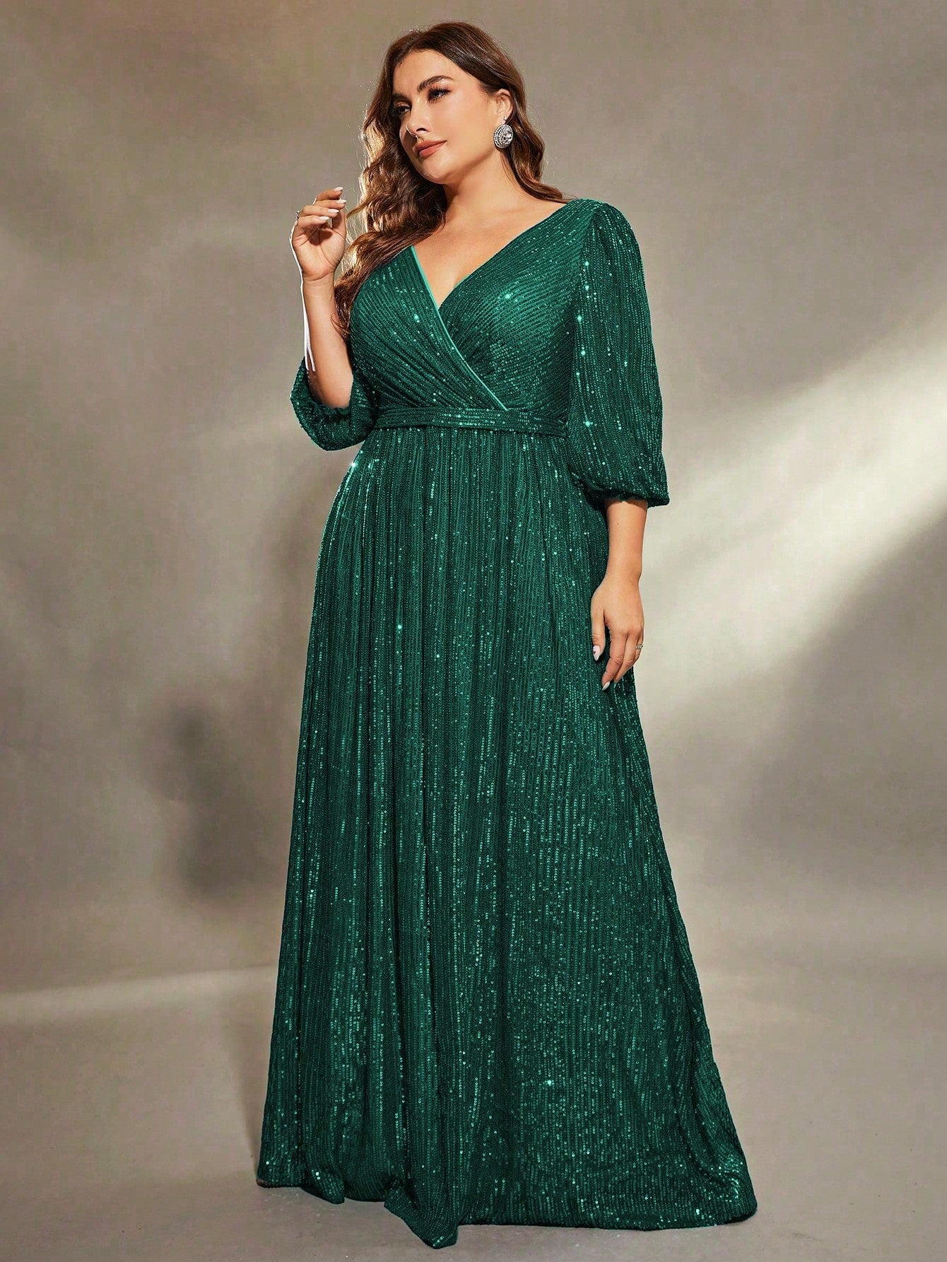 Plus Size Women Solid Color V-Neck Long Sleeve A-Line Pleated Dress With Sequins Formal Evening Gown
