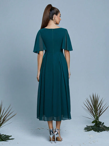 New V-Neck Elegant Bridesmaid Dress With Pleated Ruffle Sleeves And Chiffon Puff Skirt