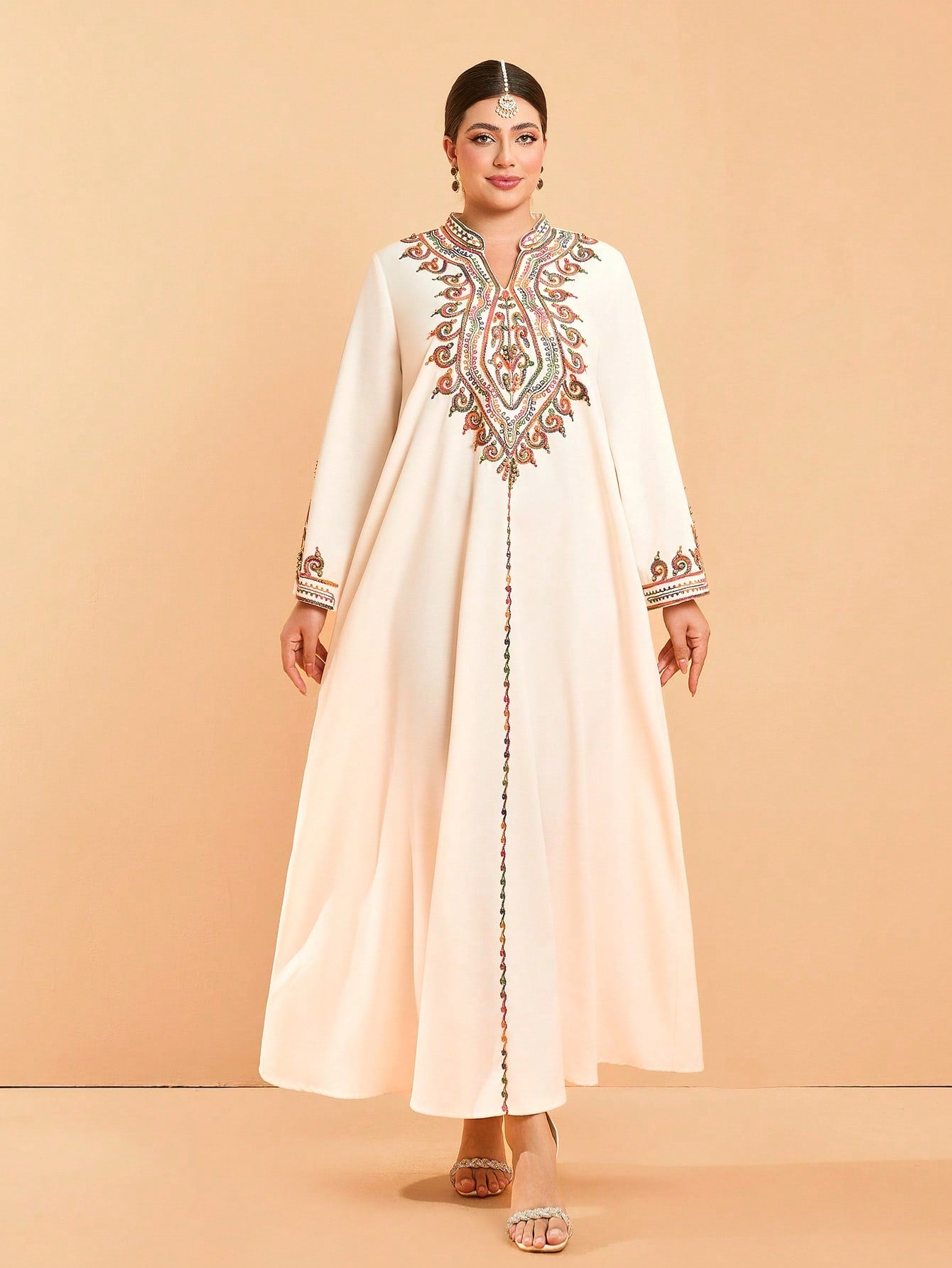 Plus Size New Arrival V-Neck Mature Large Women's Arabic Burqa Embroidery Long Sleeve Modest Abaya