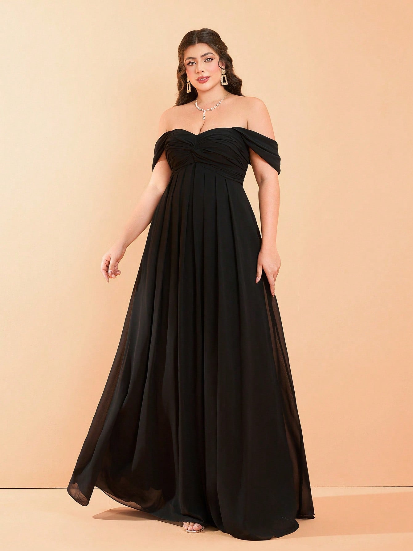 New Open Shoulder Plus Size Bridesmaid Dress, Romantic Ruffle Chiffon Maxi Dress Party Wedding Black