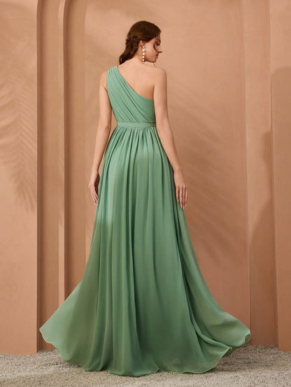 New Off-Shoulder Deep Blue Bridesmaid Dress Pleated Chiffon Maxi Dress