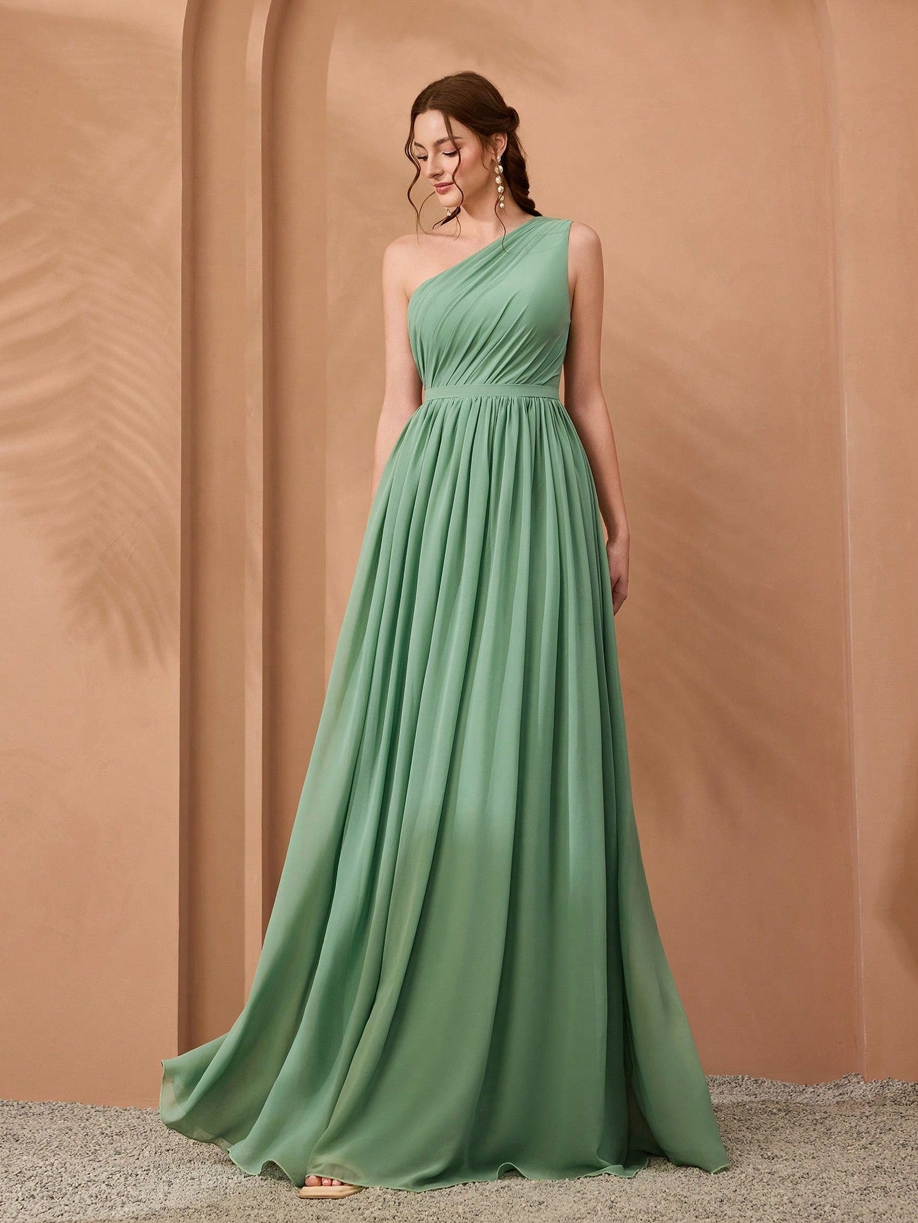 New Off-Shoulder Deep Blue Bridesmaid Dress Pleated Chiffon Maxi Dress