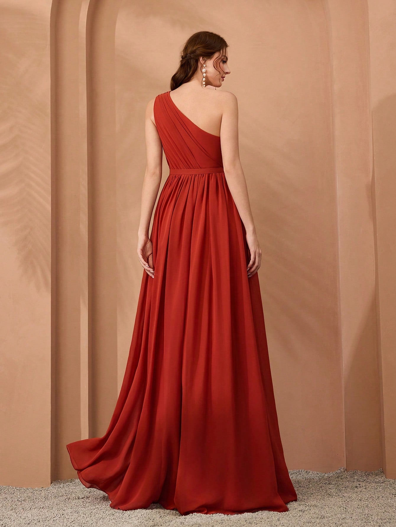 New Off-Shoulder Deep Blue Bridesmaid Dress Pleated Chiffon Maxi Dress