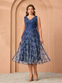 V-Neck Printed Ruffle Hem High-End Evening Gown