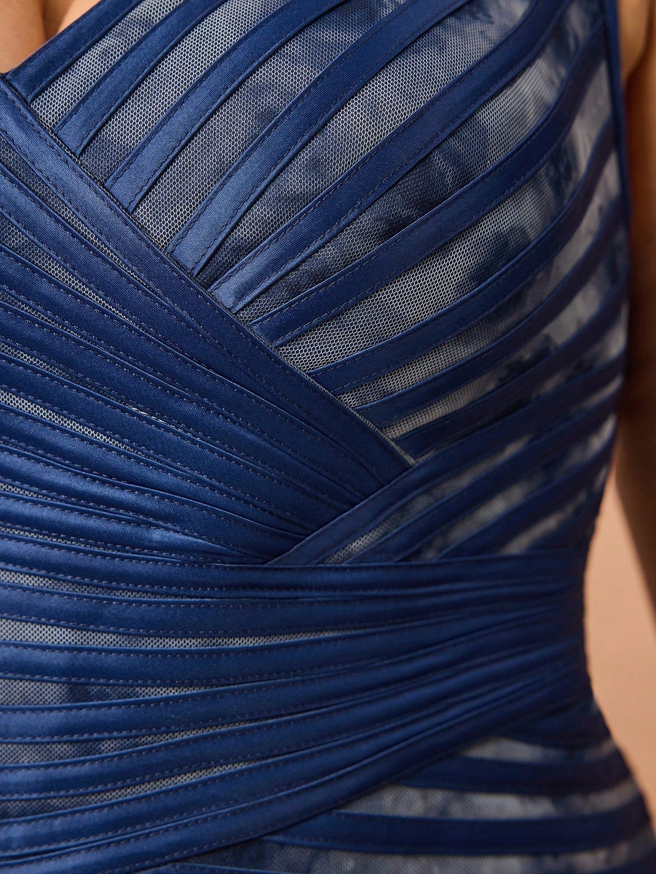 V-Neck Printed Ruffle Hem High-End Evening Gown