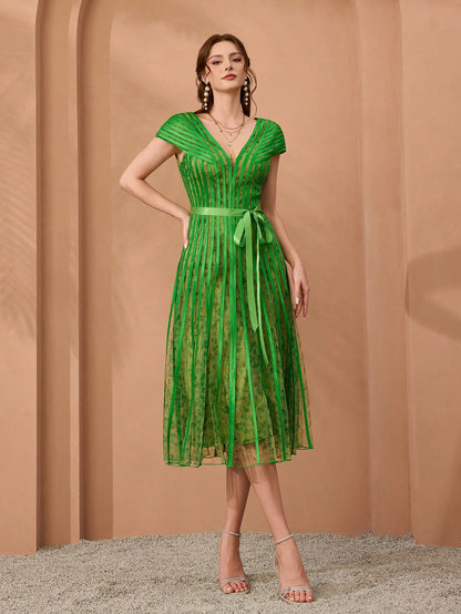 Women's V-Neck Printed Flare Sleeve Pleated Maxi Dress, Suitable For Formal Occasions Party