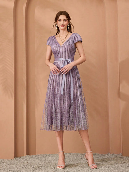 Women's V-Neck Printed Flare Sleeve Pleated Maxi Dress, Suitable For Formal Occasions Party
