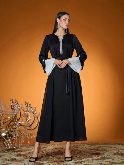 Women's Woven Contrast Color Pleated Beaded Dress