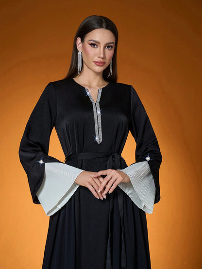 Women's Woven Contrast Color Pleated Beaded Dress
