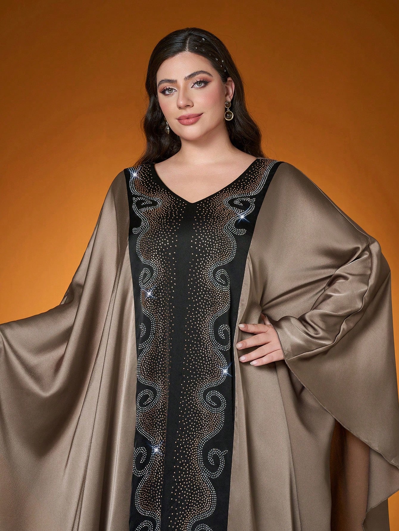 New Arrival,Madam, Woven, Contrasting Colors, Hot Diamond, Beaded Embroidery, Arabian Burqa