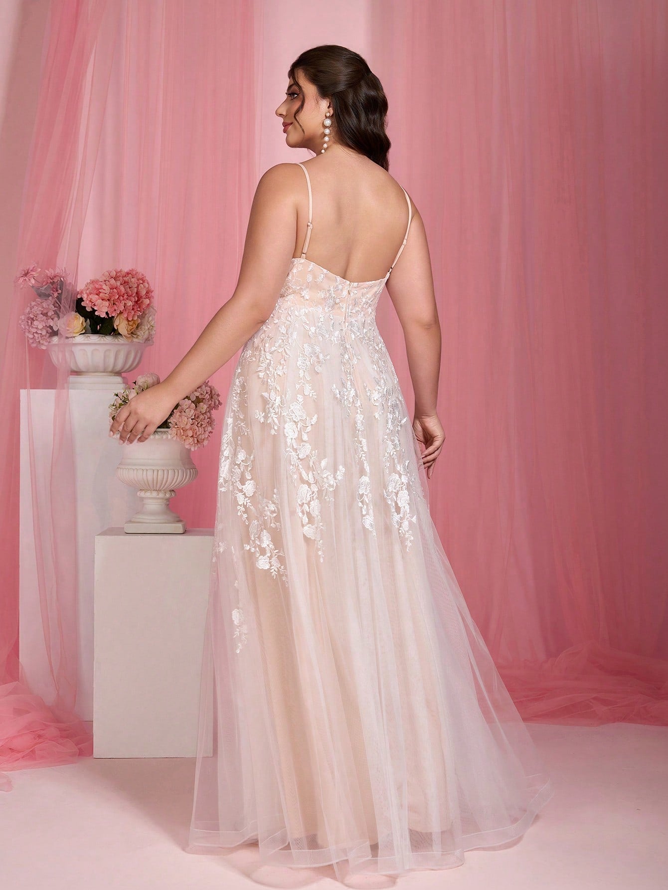 Plus Size Strapless Romantic Embroidered Lace Patchwork Mesh Waist Maxi Dress Wedding Party White