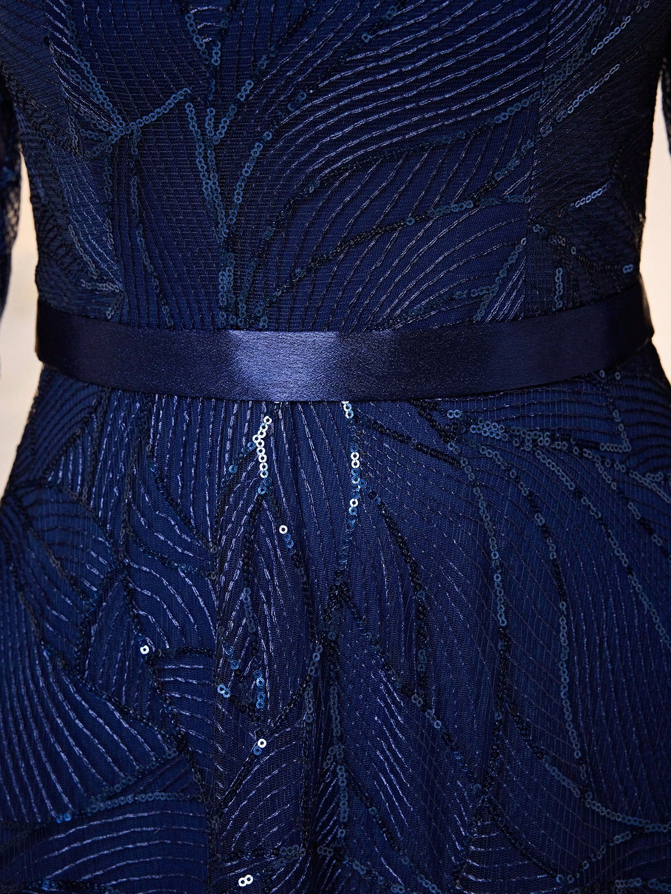 Women's New Round Neck Evening Dress, Sequin Lace Belt, Elegant A-Line Dress