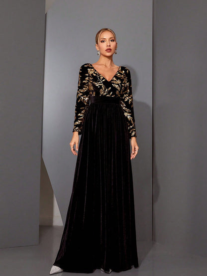 A Luxury Shiny High-Waisted Flared Long Sleeve Velvet Dress