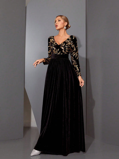 A Luxury Shiny High-Waisted Flared Long Sleeve Velvet Dress