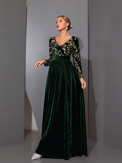 A Luxury Shiny High-Waisted Flared Long Sleeve Velvet Dress