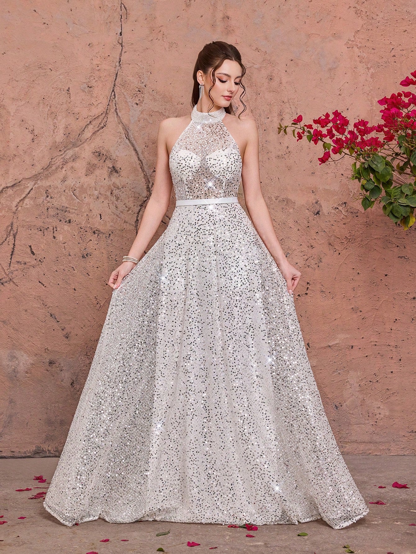 White Sequin Spaghetti Strap A-Line Dress, Elegant Ladies Summer Ball Gown, Suitable For Parties And Holidays