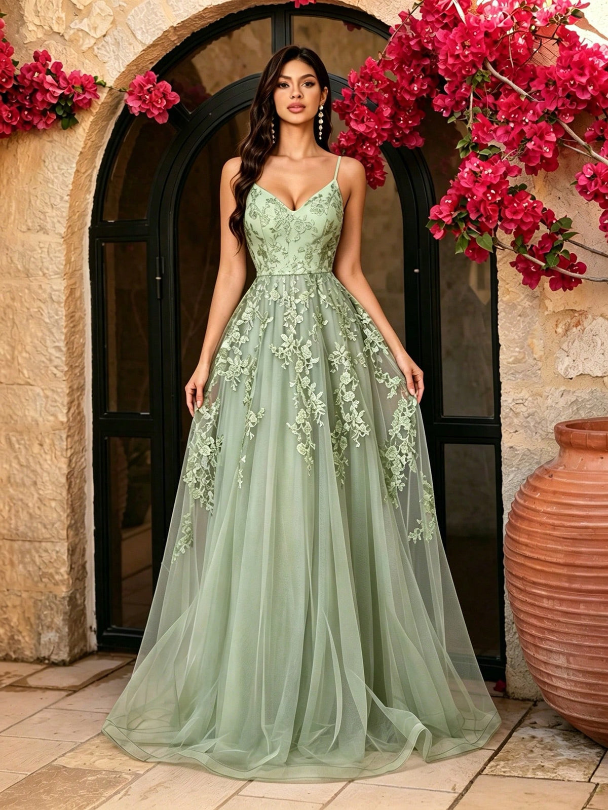 Women's White Elegant Floral Lace Spaghetti Strap V-Neck A-Line Tulle Maxi Dress Fall Wedding