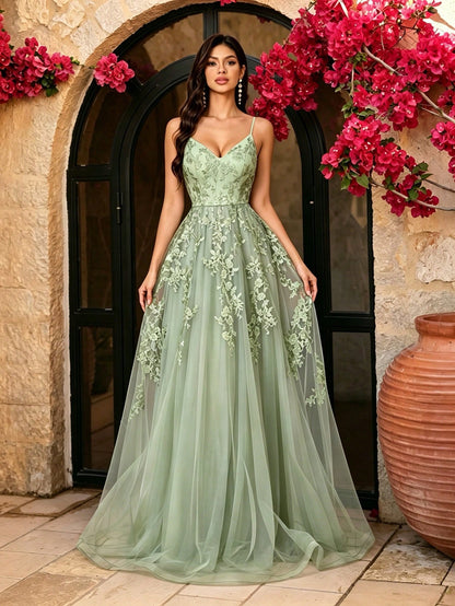 Women's White Elegant Floral Lace Spaghetti Strap V-Neck A-Line Tulle Maxi Dress Fall Wedding