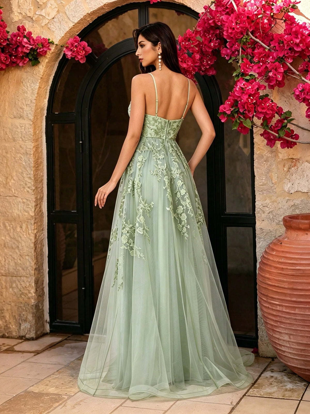 Women's White Elegant Floral Lace Spaghetti Strap V-Neck A-Line Tulle Maxi Dress Fall Wedding