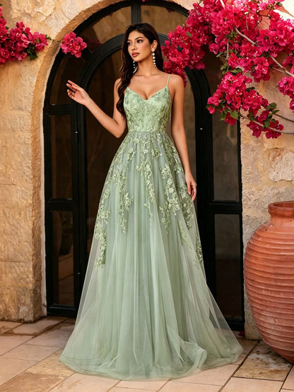 Women's White Elegant Floral Lace Spaghetti Strap V-Neck A-Line Tulle Maxi Dress Fall Wedding