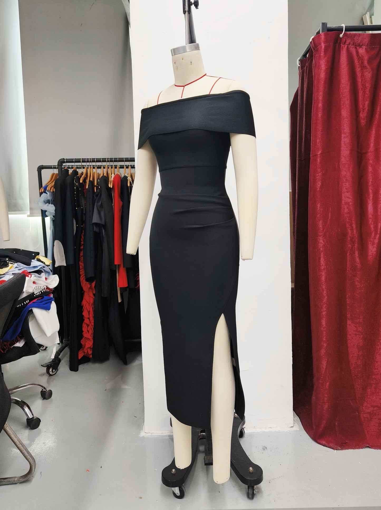 Off-Shoulder Slit Bandage Dress