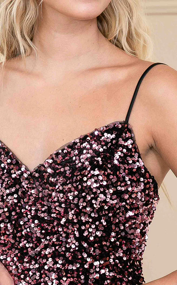 Elegant women's long dress