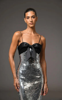 Elegant women's long dress