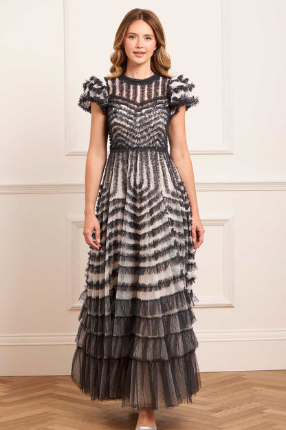 La Vie En Rose Round Neck Short Sleeve Gown